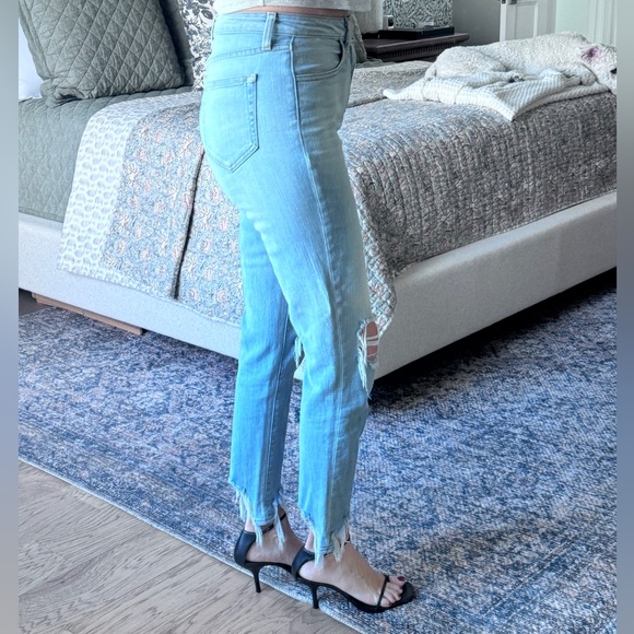 L’AGENCE distressed, light wash stretch denim jeans - Picture 2 of 6